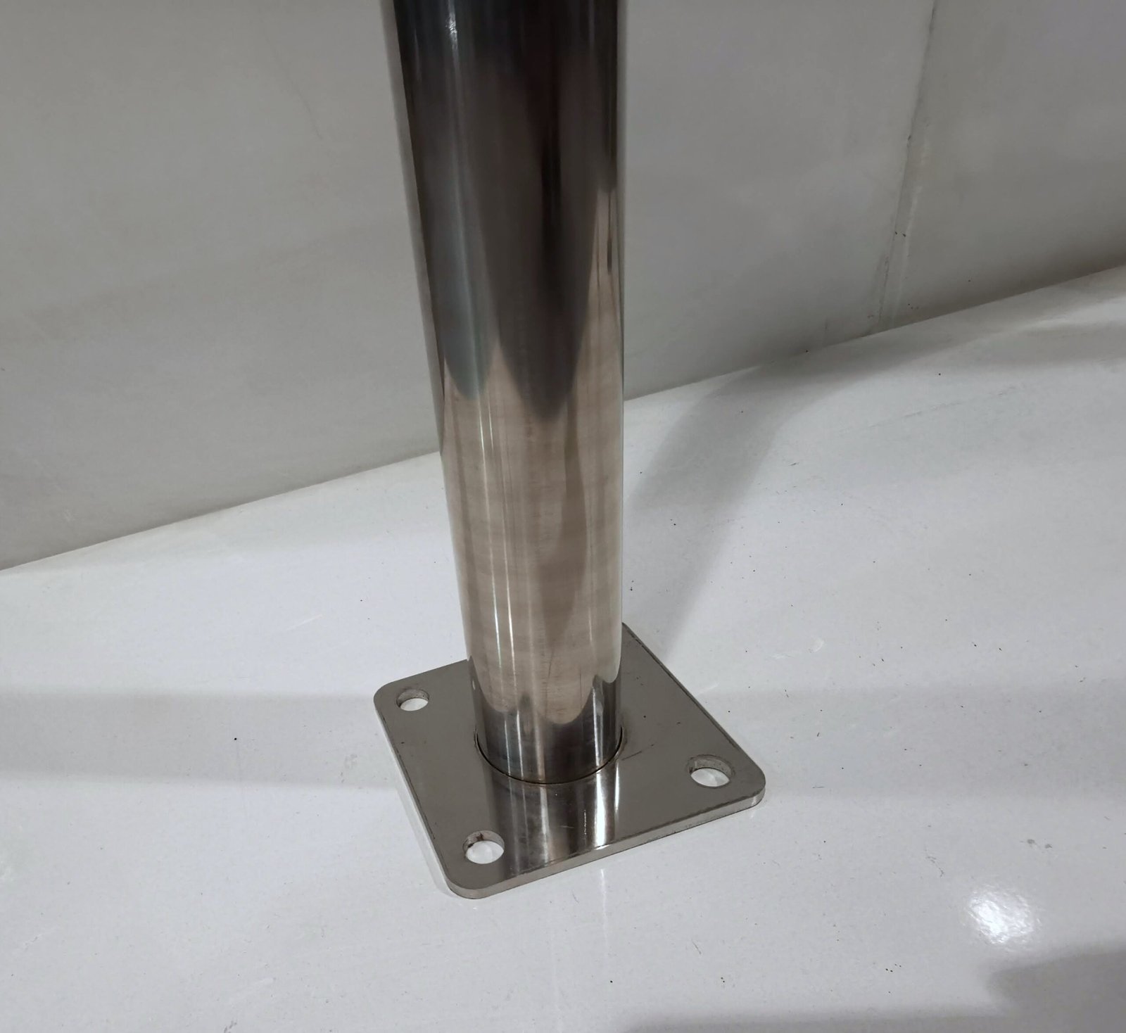 Aparcabicicletas universal clasico inox con placa