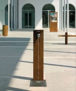 Fuente de agua Urbano modelo Corten