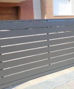 Puerta corredera con laminas de chapa separadas medida compra online