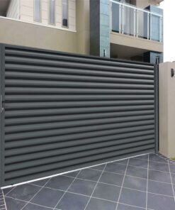 Puerta de garaje / parking batiente modelo lama Z a medida compra online